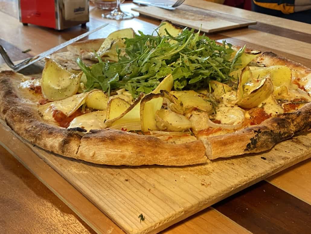 Italienische Pizza vom Holländer in der Eifel